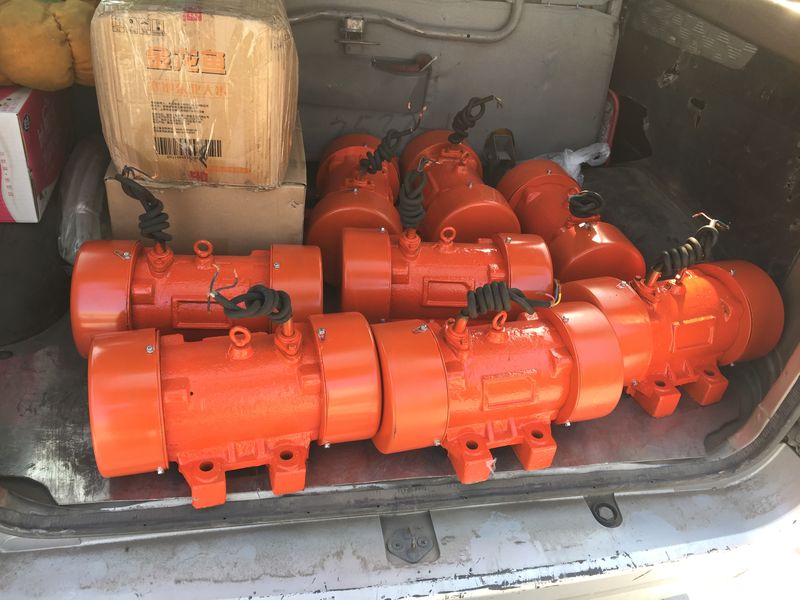 （通知）臥式振動(dòng)電機